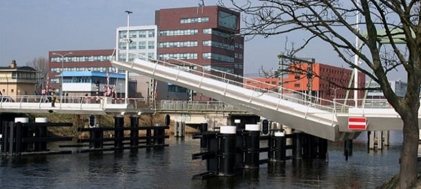 De faalbrug