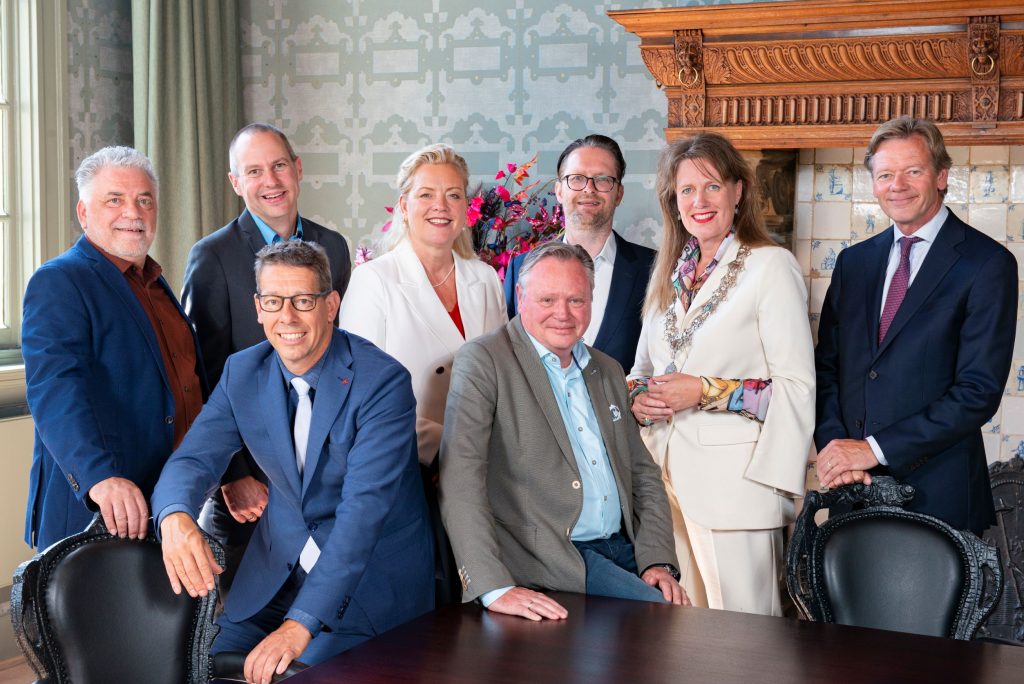 Nieuwe college gemeente Alkmaar geïnstalleerd.